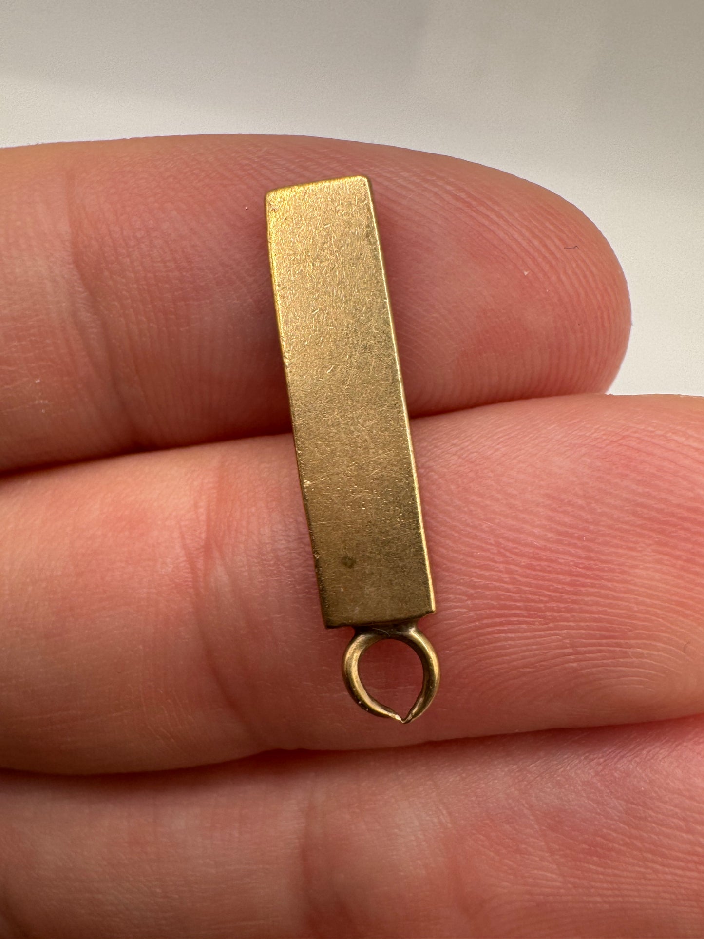 9ct gold ingot pendant