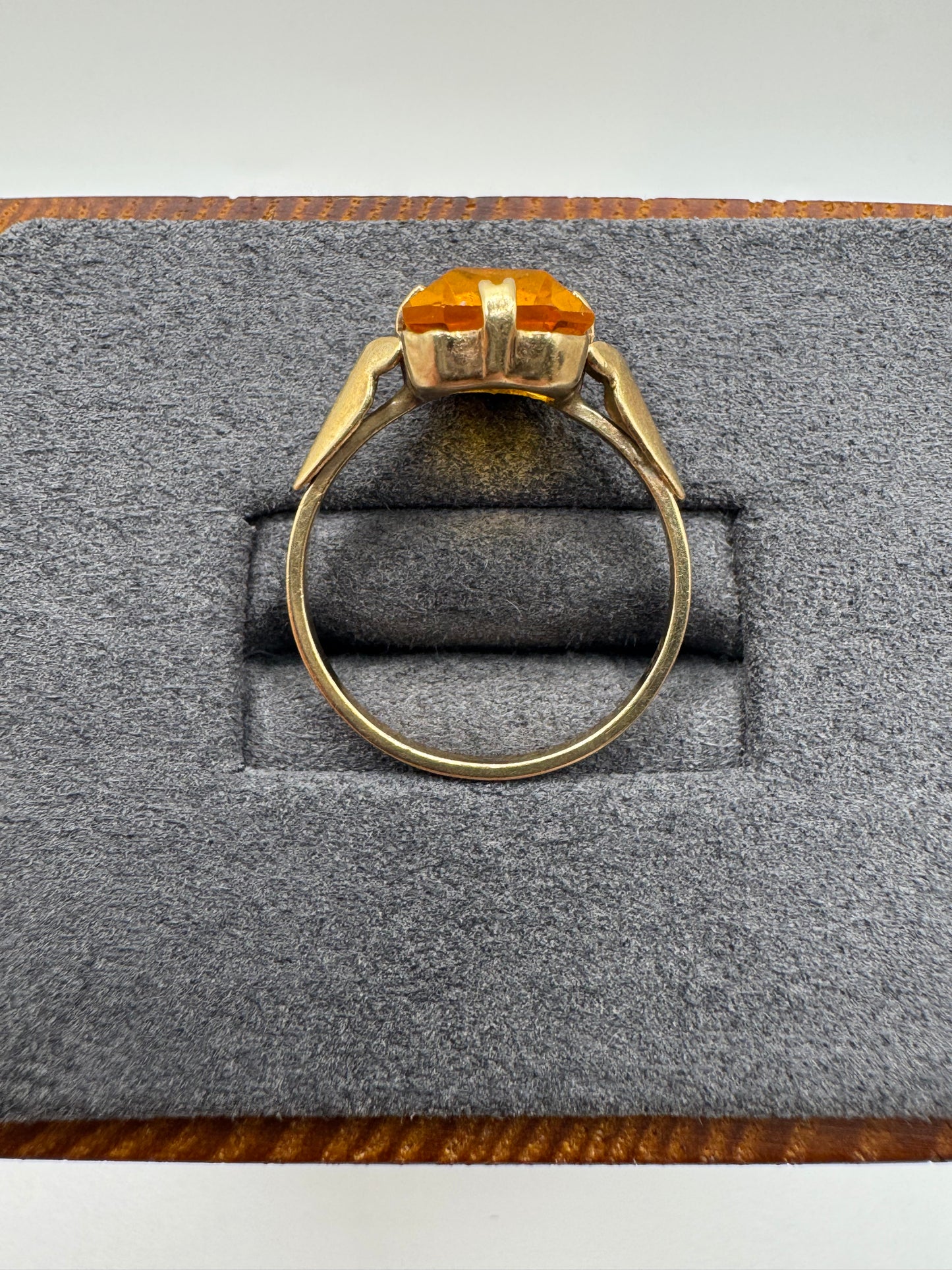 Antique 9ct gold citrine paste ring
