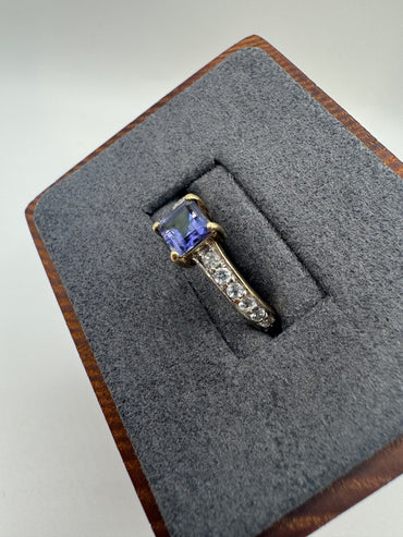 9ct gold tanzanite and zircon ring