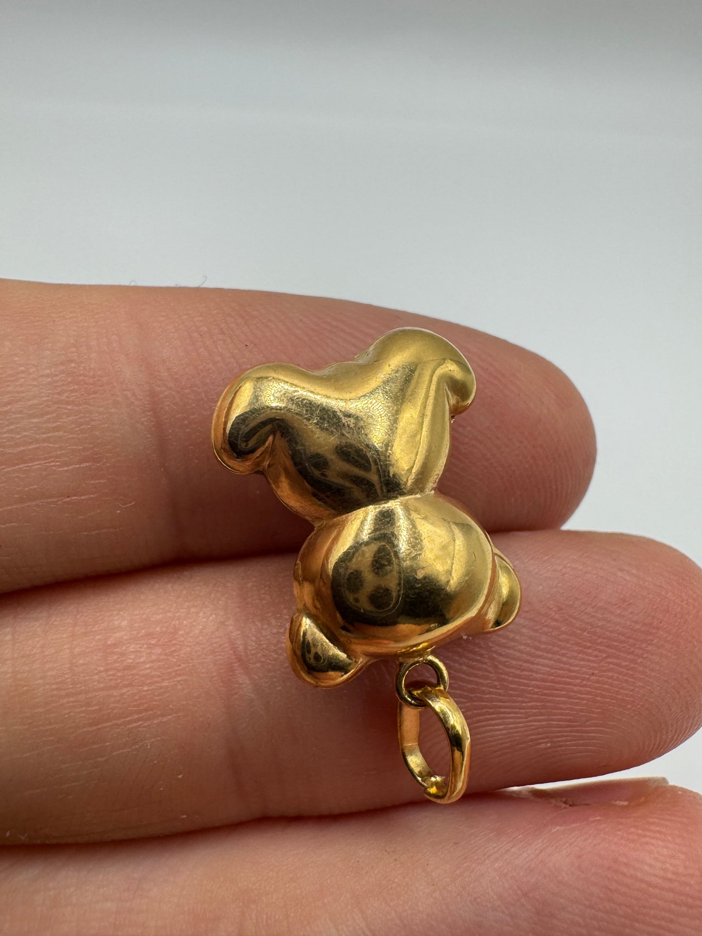 9ct gold enamelled teddy bear charm