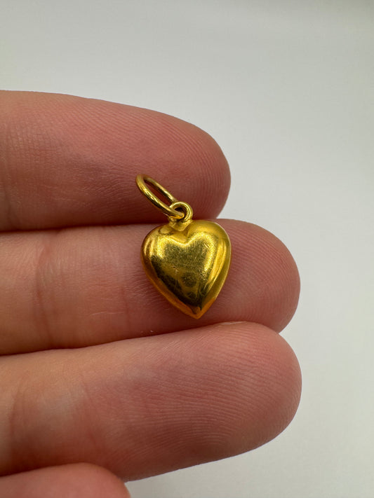 9ct gold heart charm