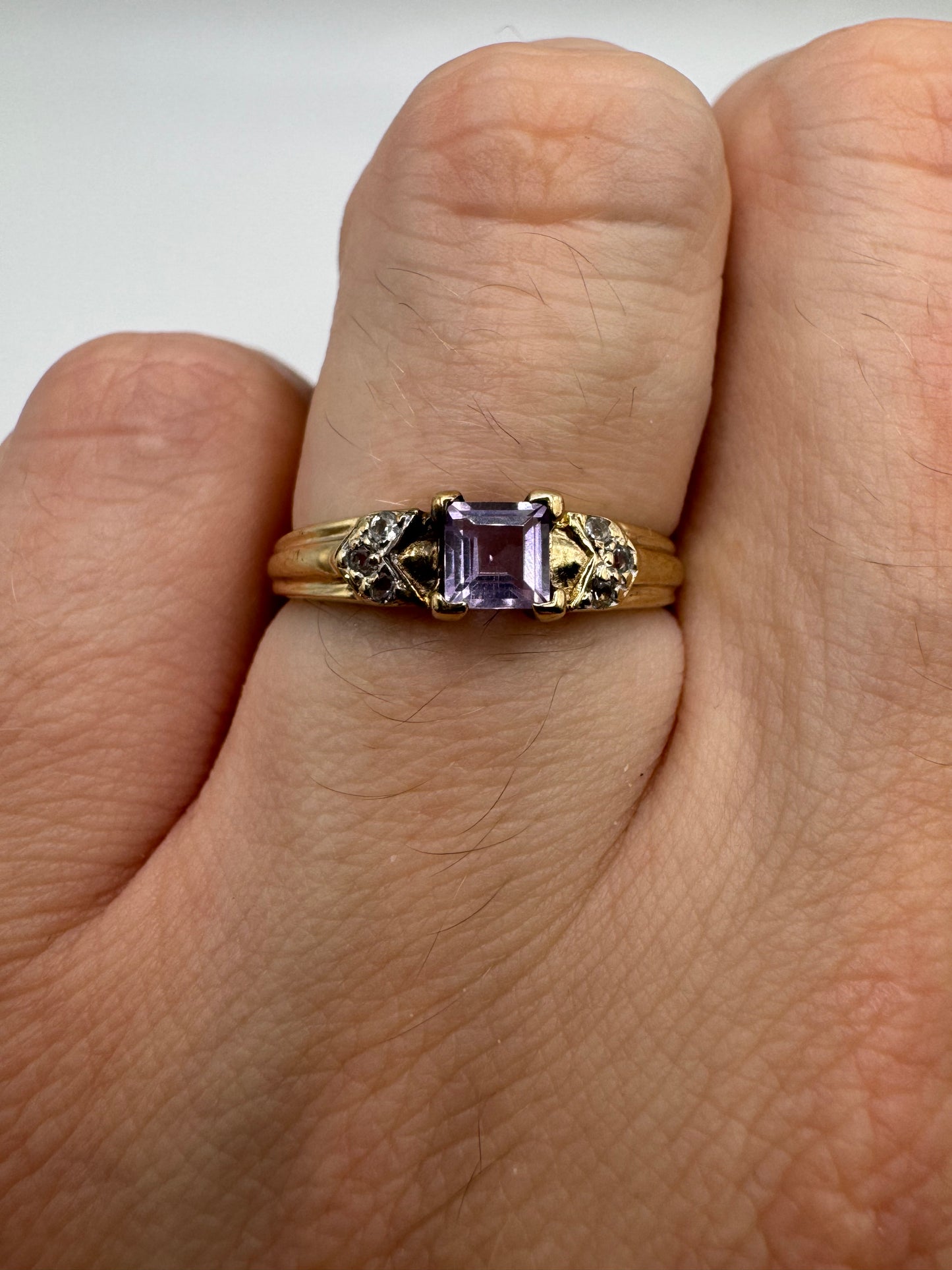 9ct gold amethyst and diamond ring