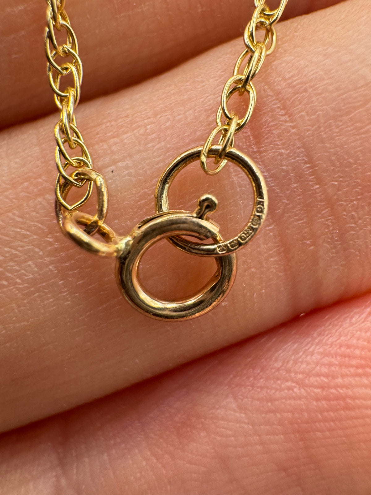 9ct gold chain 41 22”