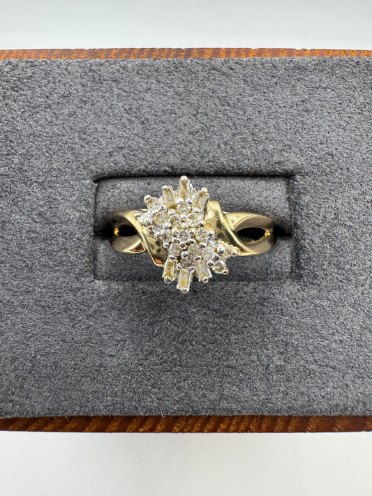 9ct gold diamond cluster ring