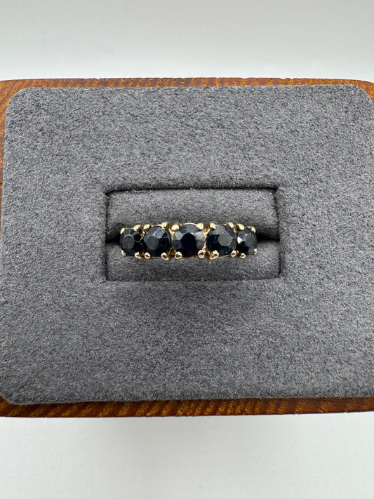 9ct gold sapphire ring