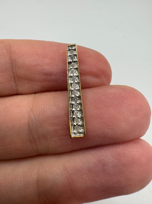 9ct gold diamond pendant