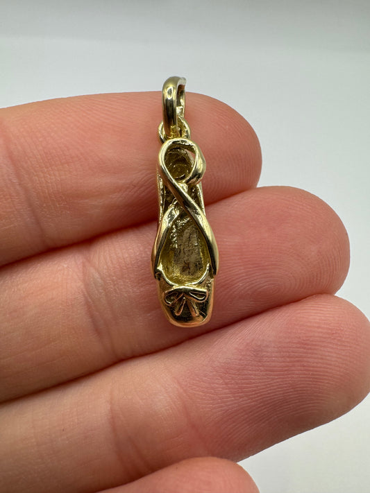 14ct gold shoe charm