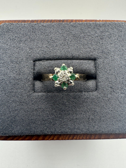 9ct gold emerald and diamond ring