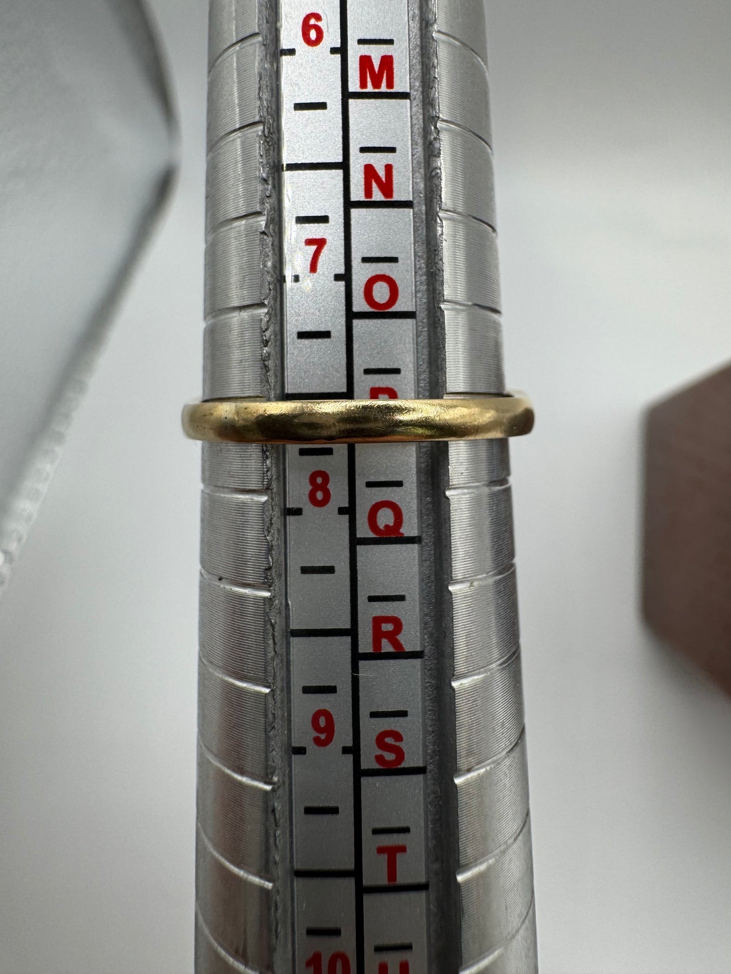 9ct gold sapphire and diamond ring