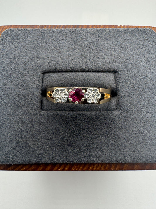 9ct gold ruby and diamond ring