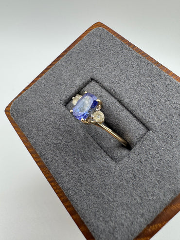 9ct gold tanzanite and zircon ring