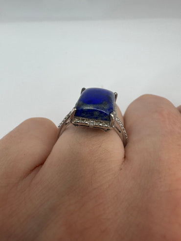 Silver gemstone ring