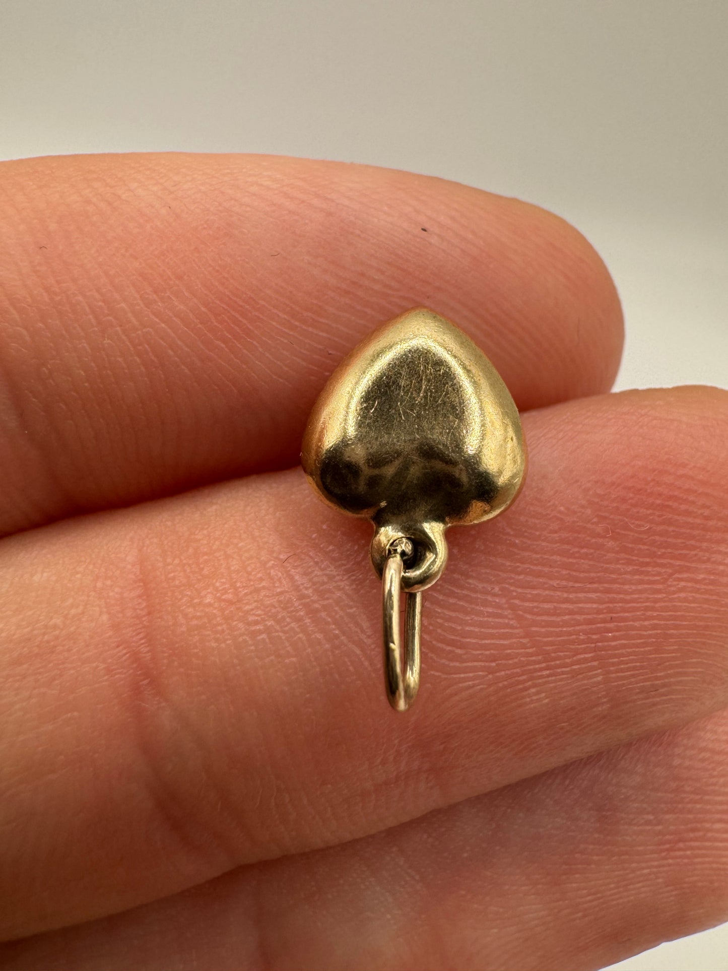 9ct gold heart charm