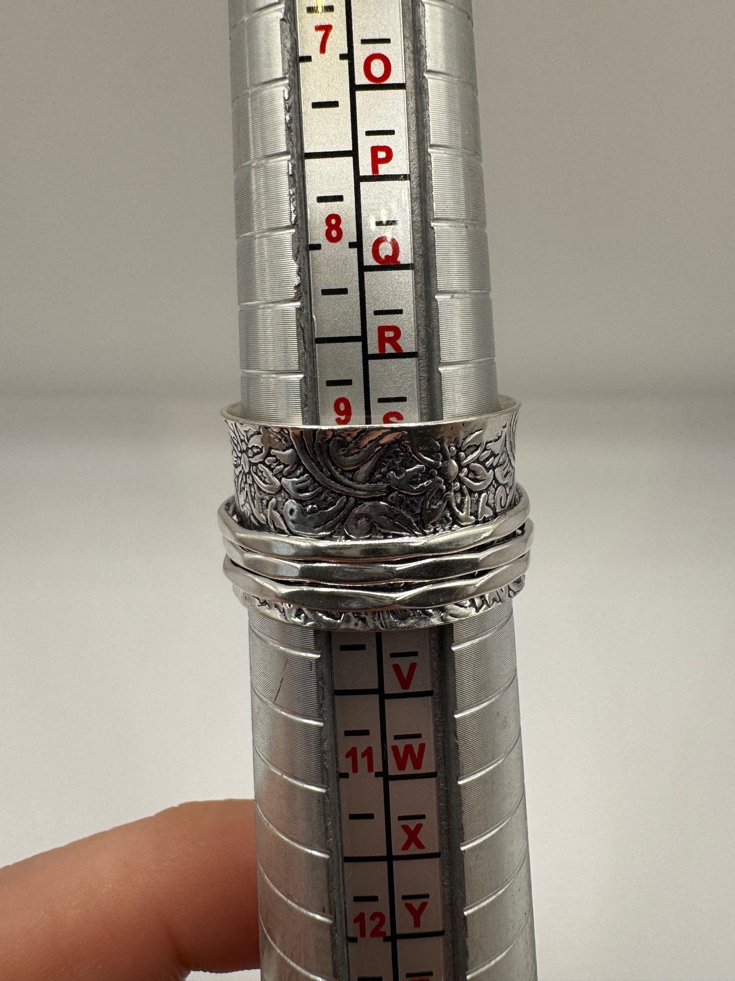 Silver onyx and heart spinning ring (9-S)