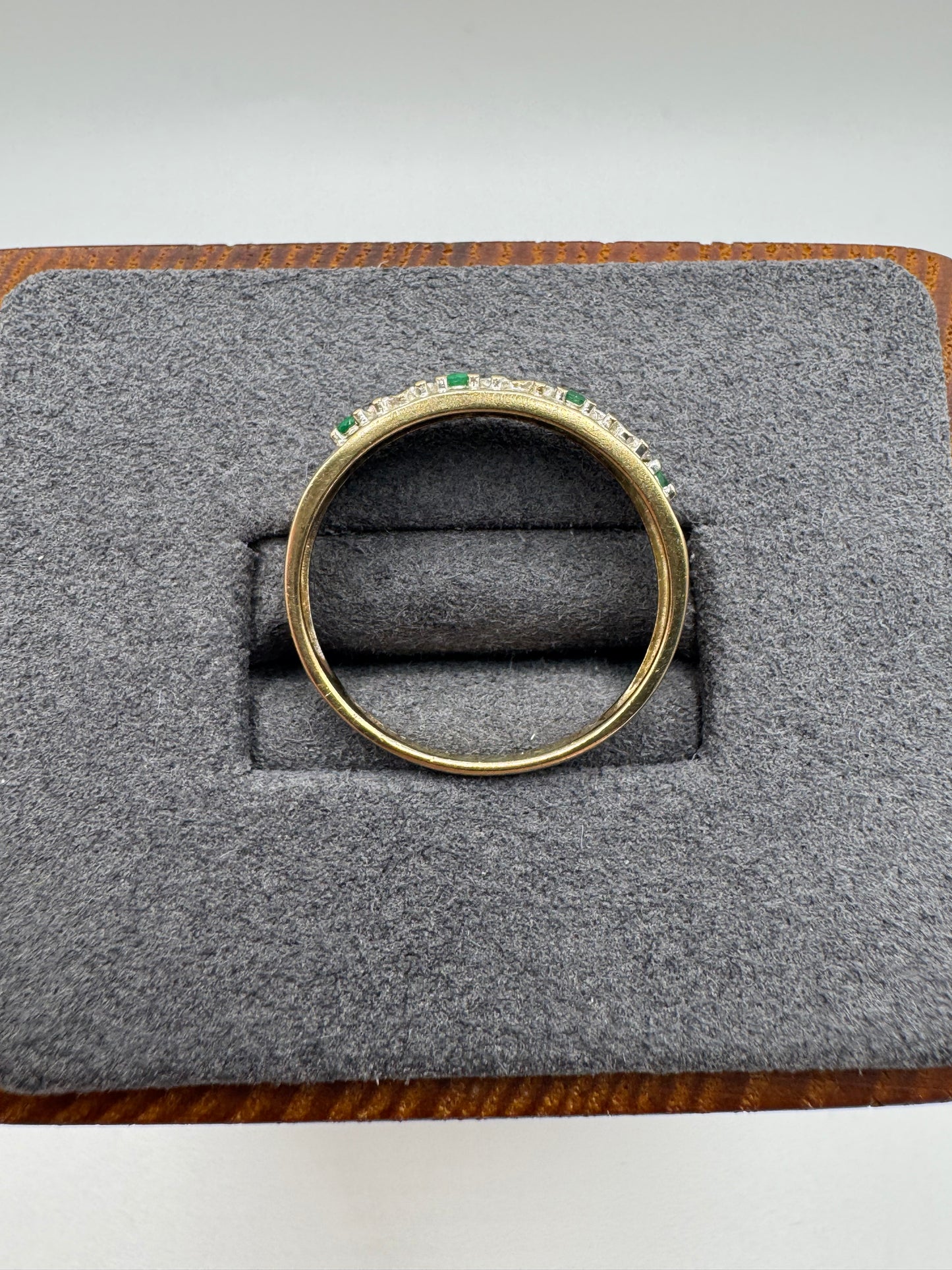 9ct gold emerald and diamond ring