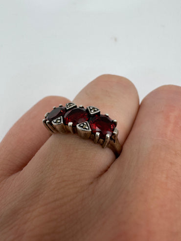 Silver quartz ring