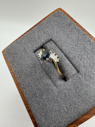 9ct gold sapphire and diamond ring