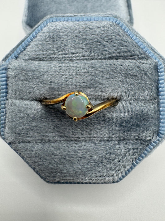 9ct gold opal twist ring