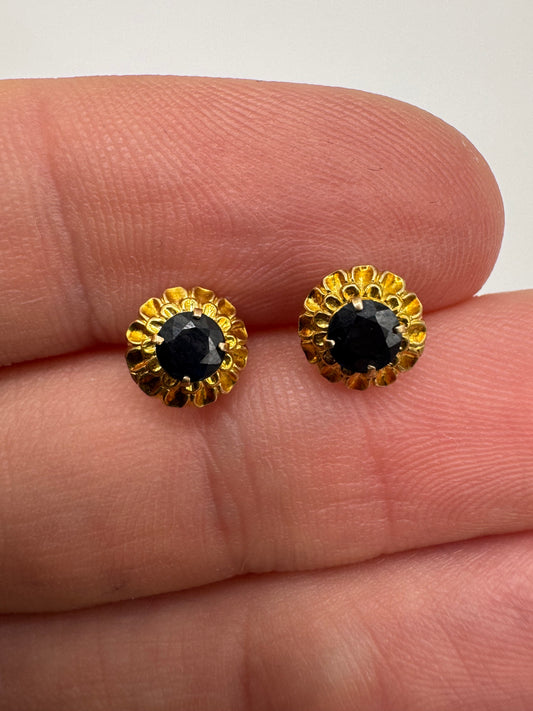 9ct gold sapphire earrings
