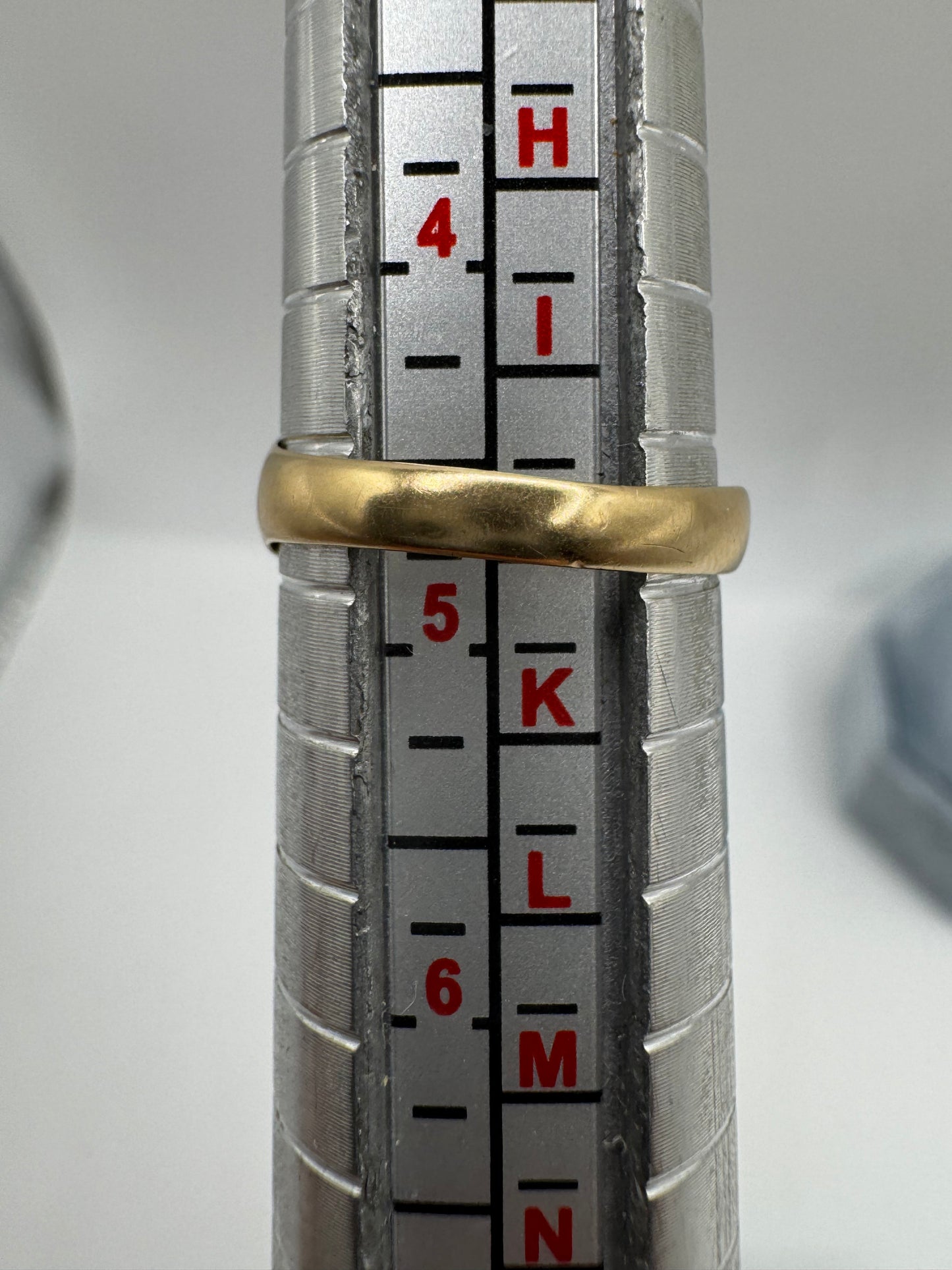 9ct gold onyx signet ring