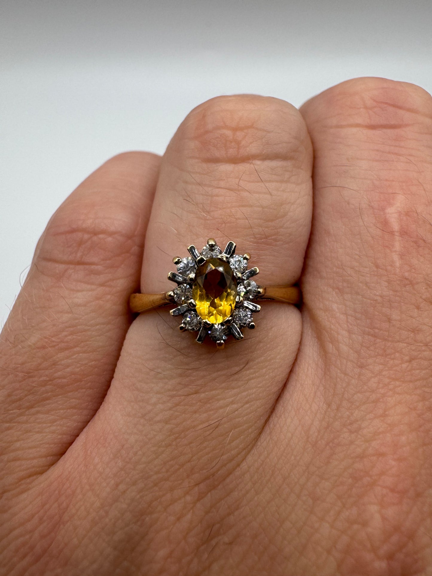 9ct gold citrine and cz ring