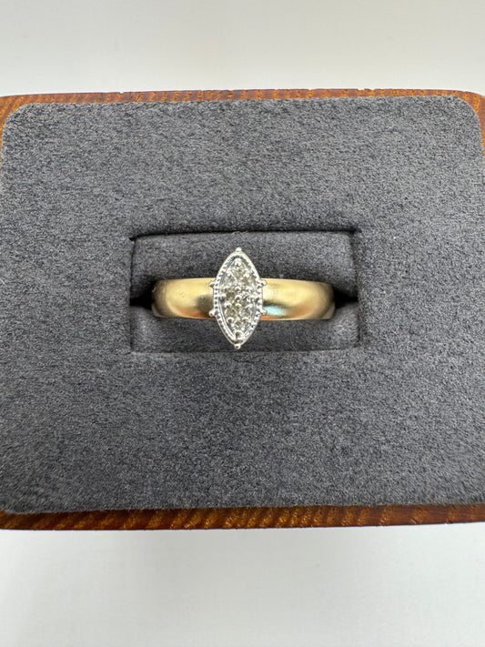 9ct gold diamond navette ring