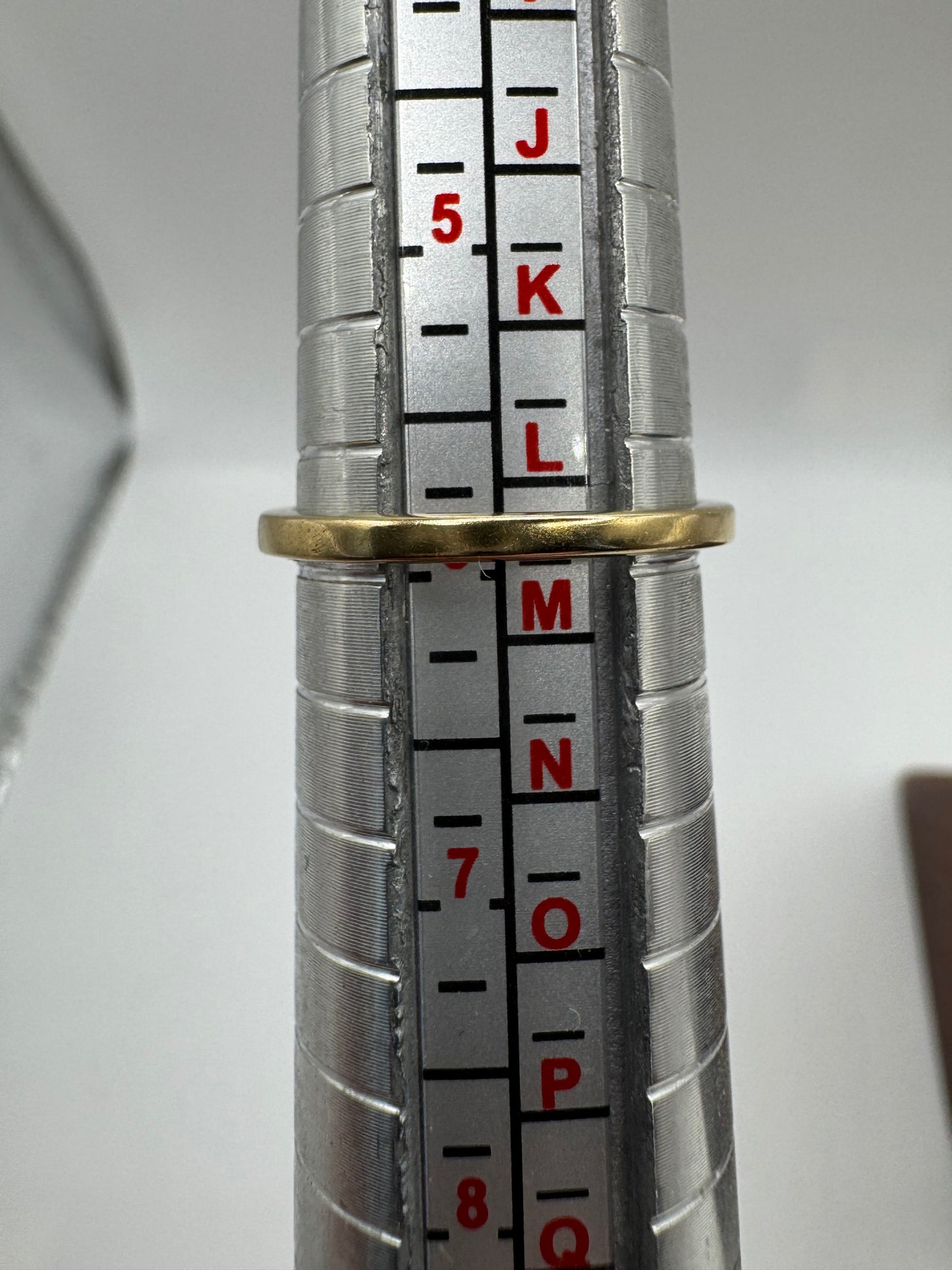 9ct gold champagne diamond ring