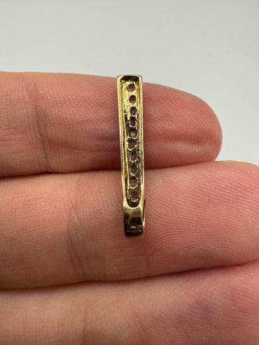 9ct gold diamond pendant