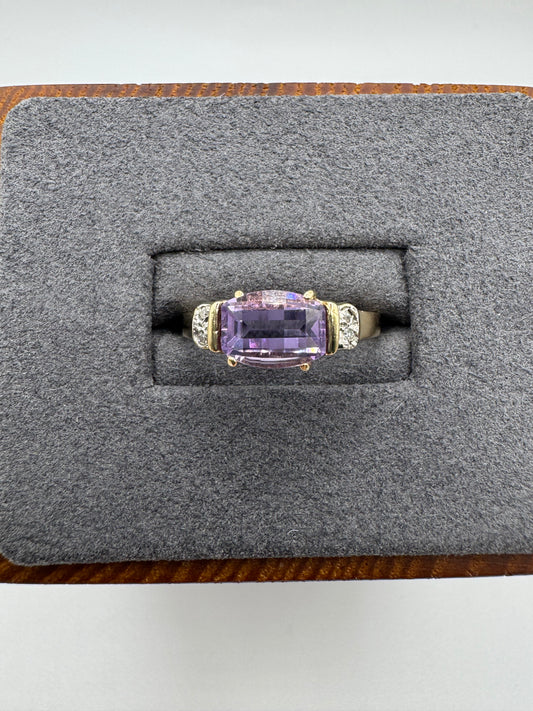 9ct gold amethyst and diamond ring