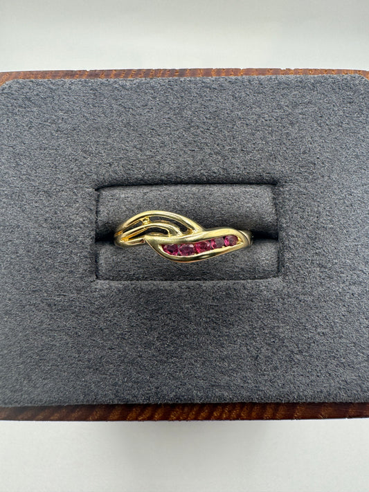 9ct gold ruby ring