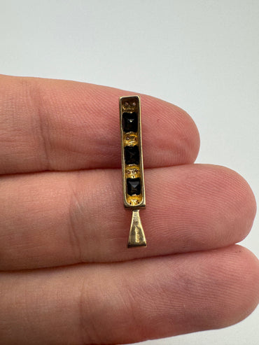 9ct gold sapphire and diamond pendant