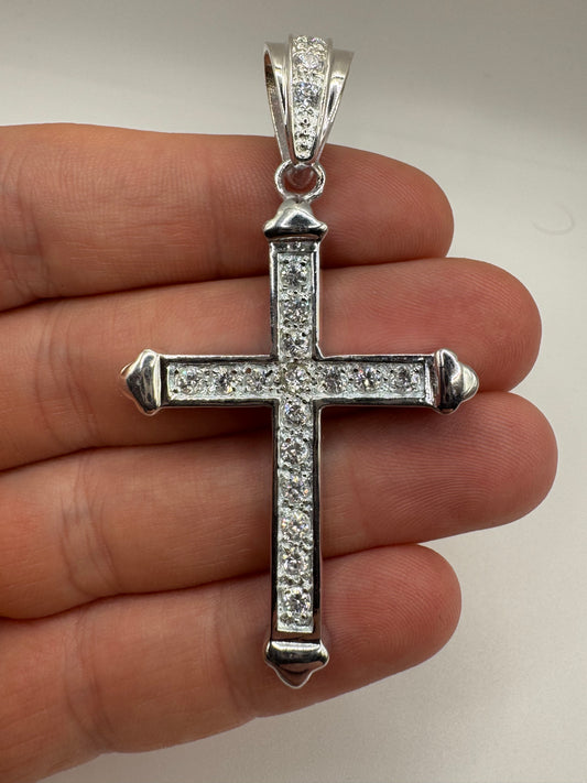 Silver cross pendant