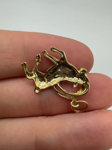 9ct gold Capricorn zodiac pendant