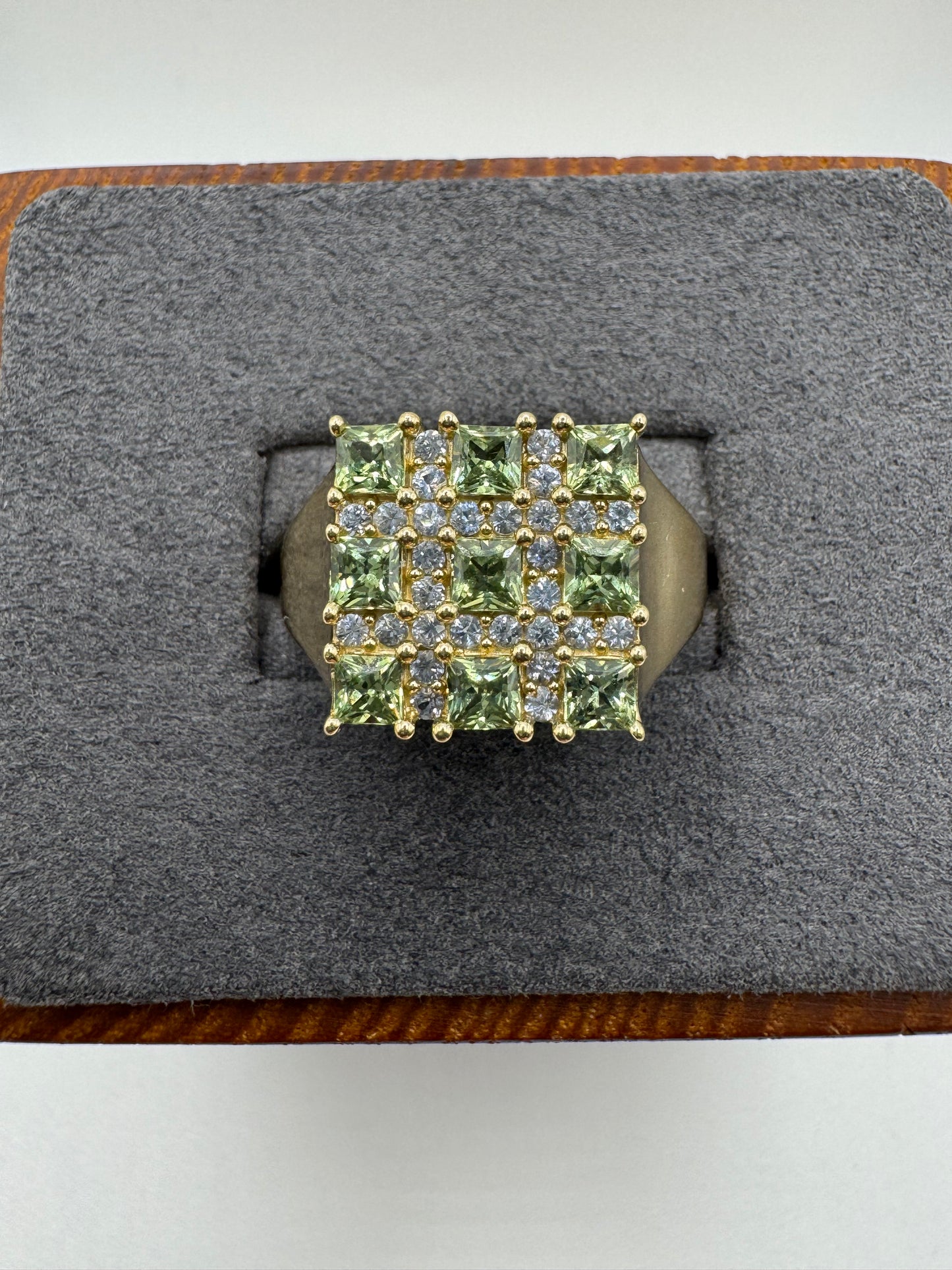9ct gold green sapphire and aquamarine cluster ring
