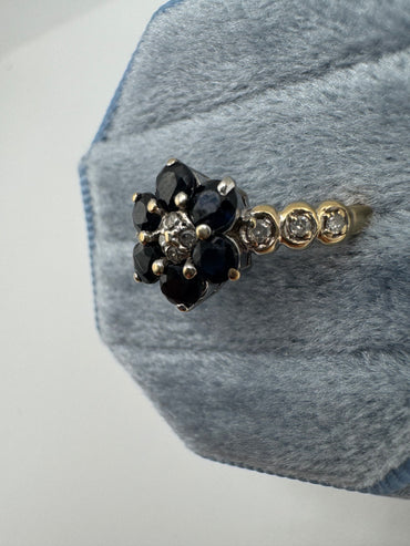 9ct gold sapphire and diamond cluster ring