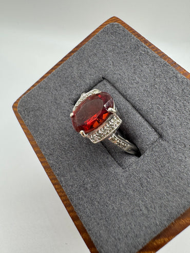 9ct white gold garnet and diamond ring