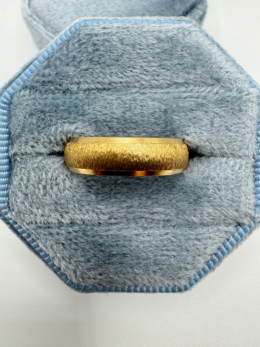 9ct gold band