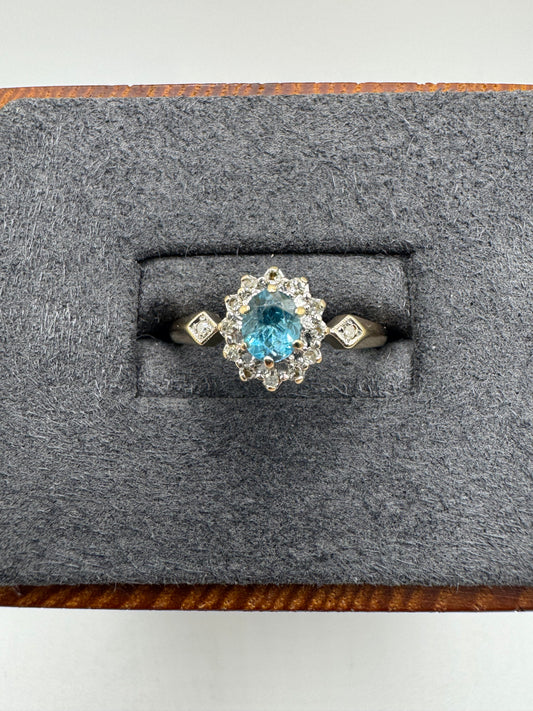 9ct gold topaz and diamond ring