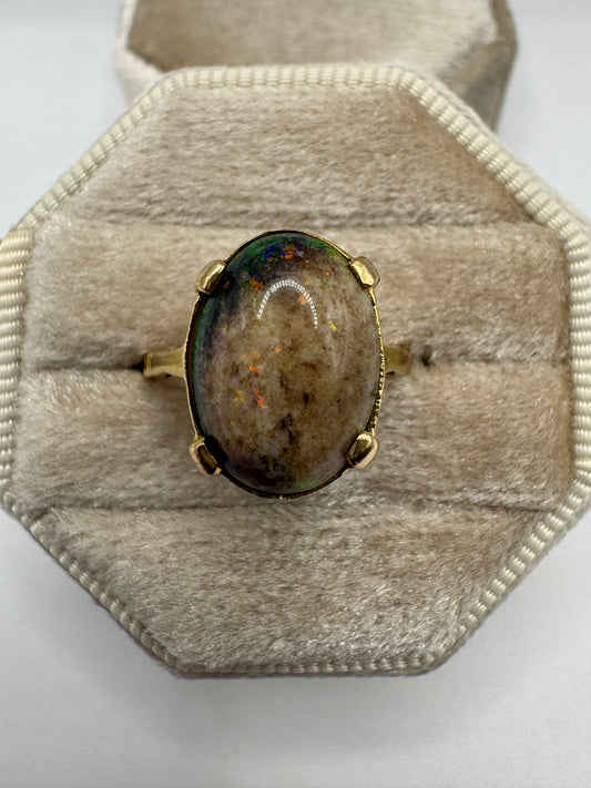 9ct gold boulder opal ring
