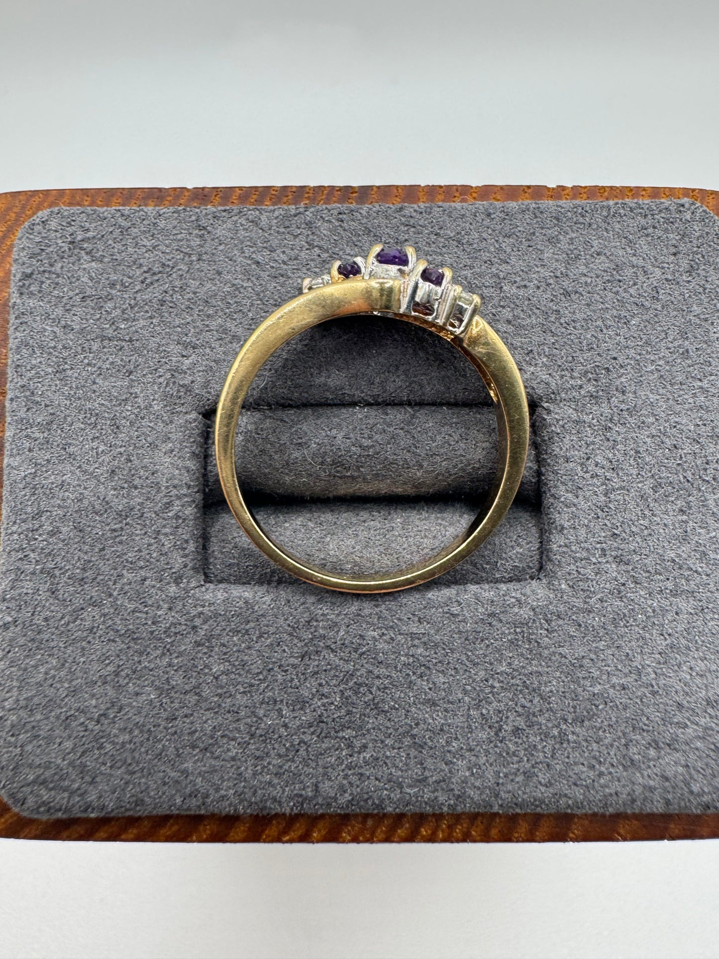 9ct gold amethyst and diamond ring