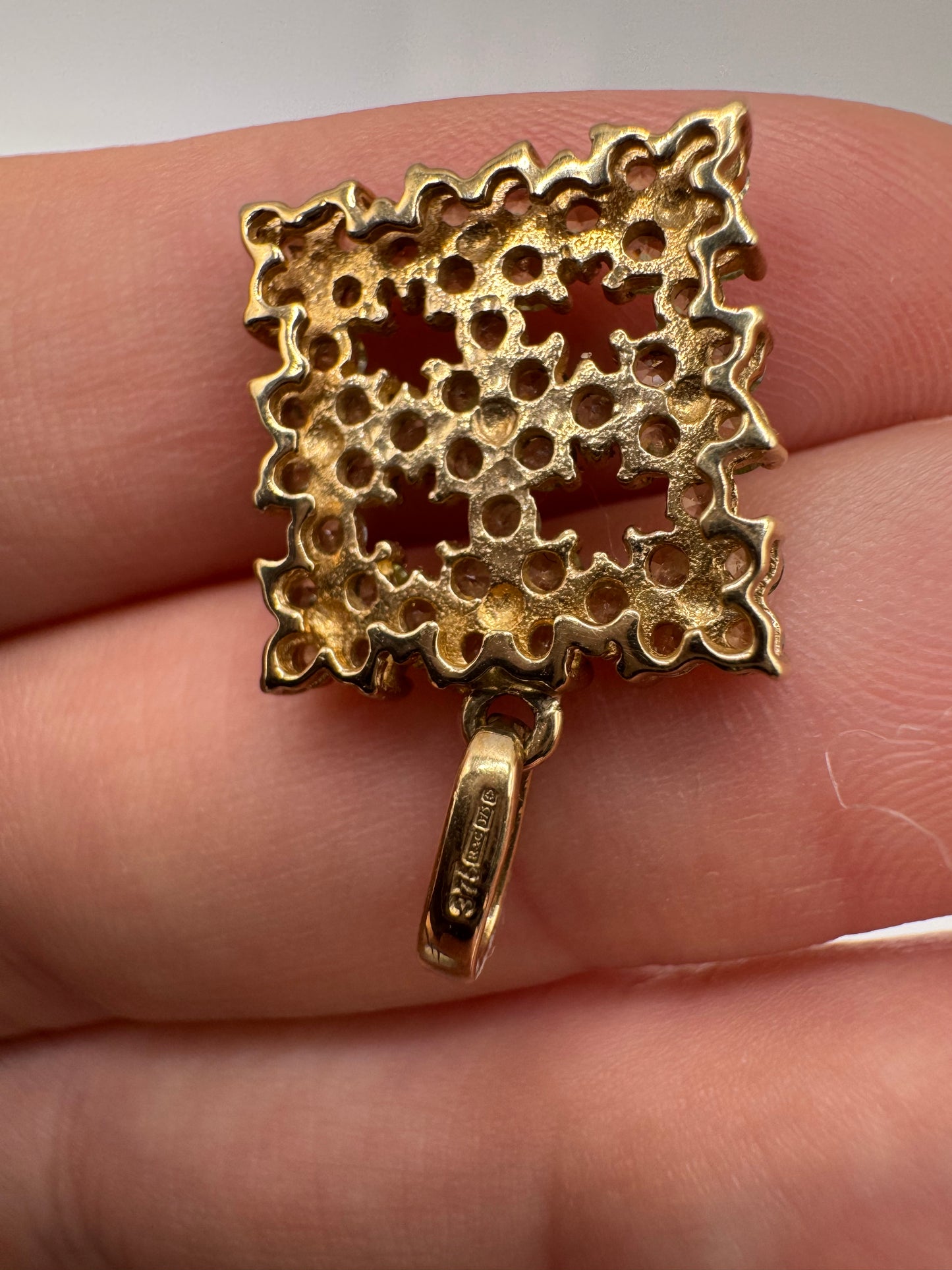 9ct gold demantoid garnet cluster pendant