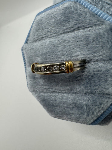 9ct bi-coloured gold 25 point diamond ring
