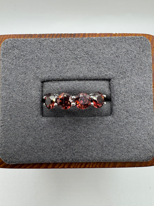 9ct white gold quartz ring