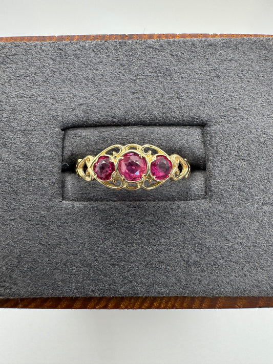 9ct gold ruby ring