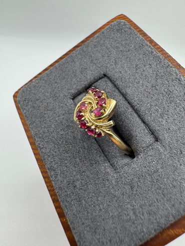 9ct gold ruby cluster ring