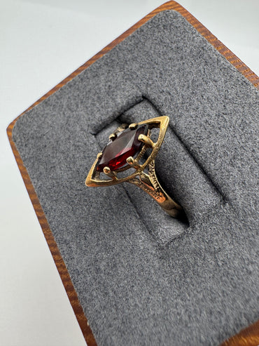 9ct gold garnet navette ring