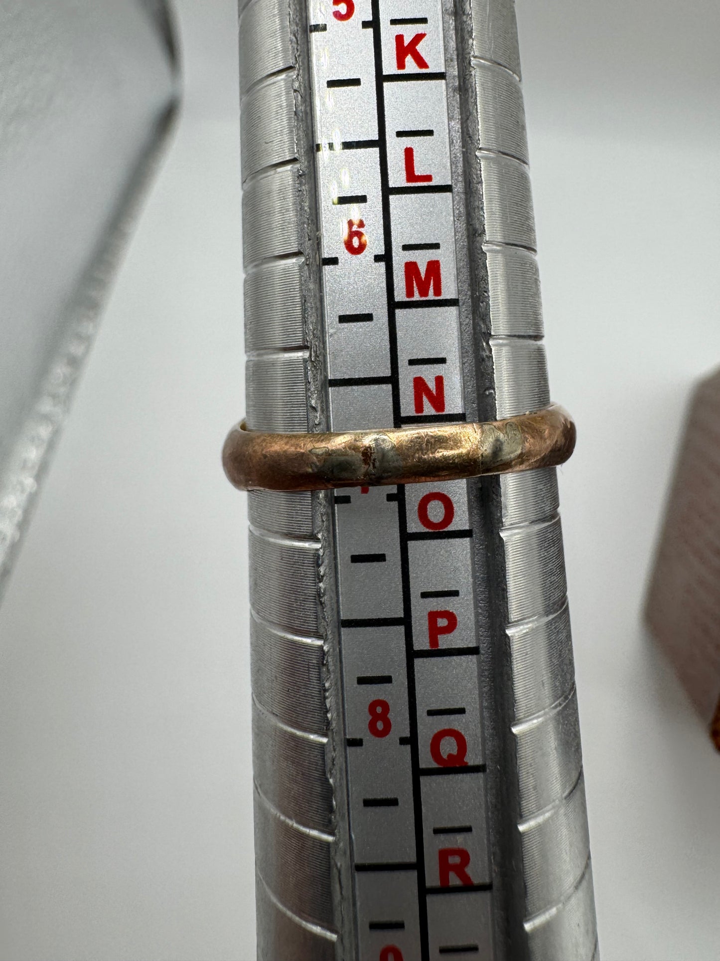 Antique 9ct rose gold paste signet ring