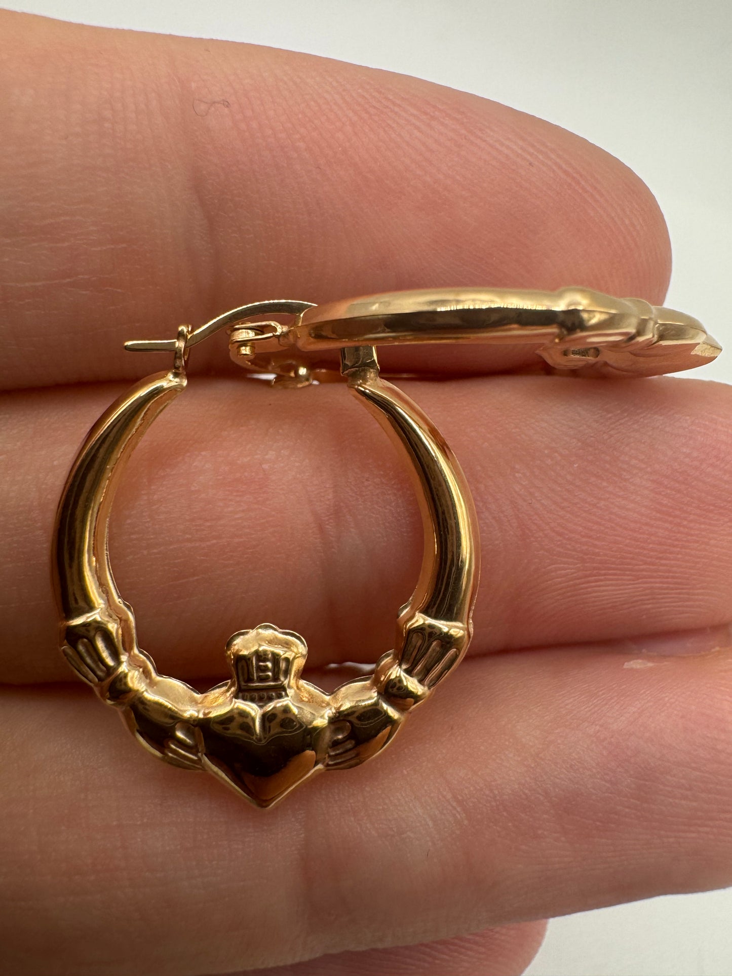 9ct gold claddagh creole earrings