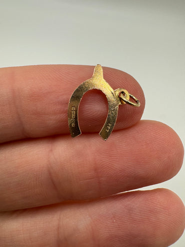 9ct gold horseshoe charm