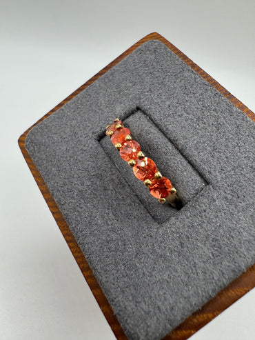 9ct gold quartz ring